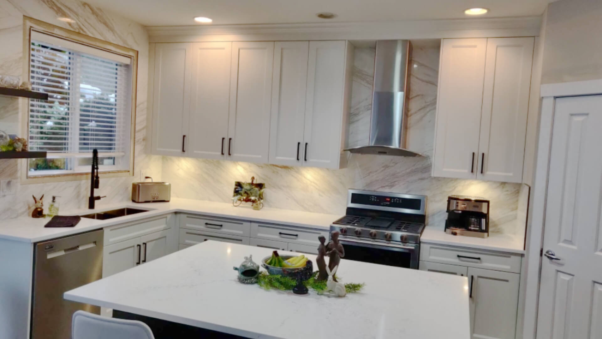 VSP HeroSlider 6 Vivid Stone Panels & Tile