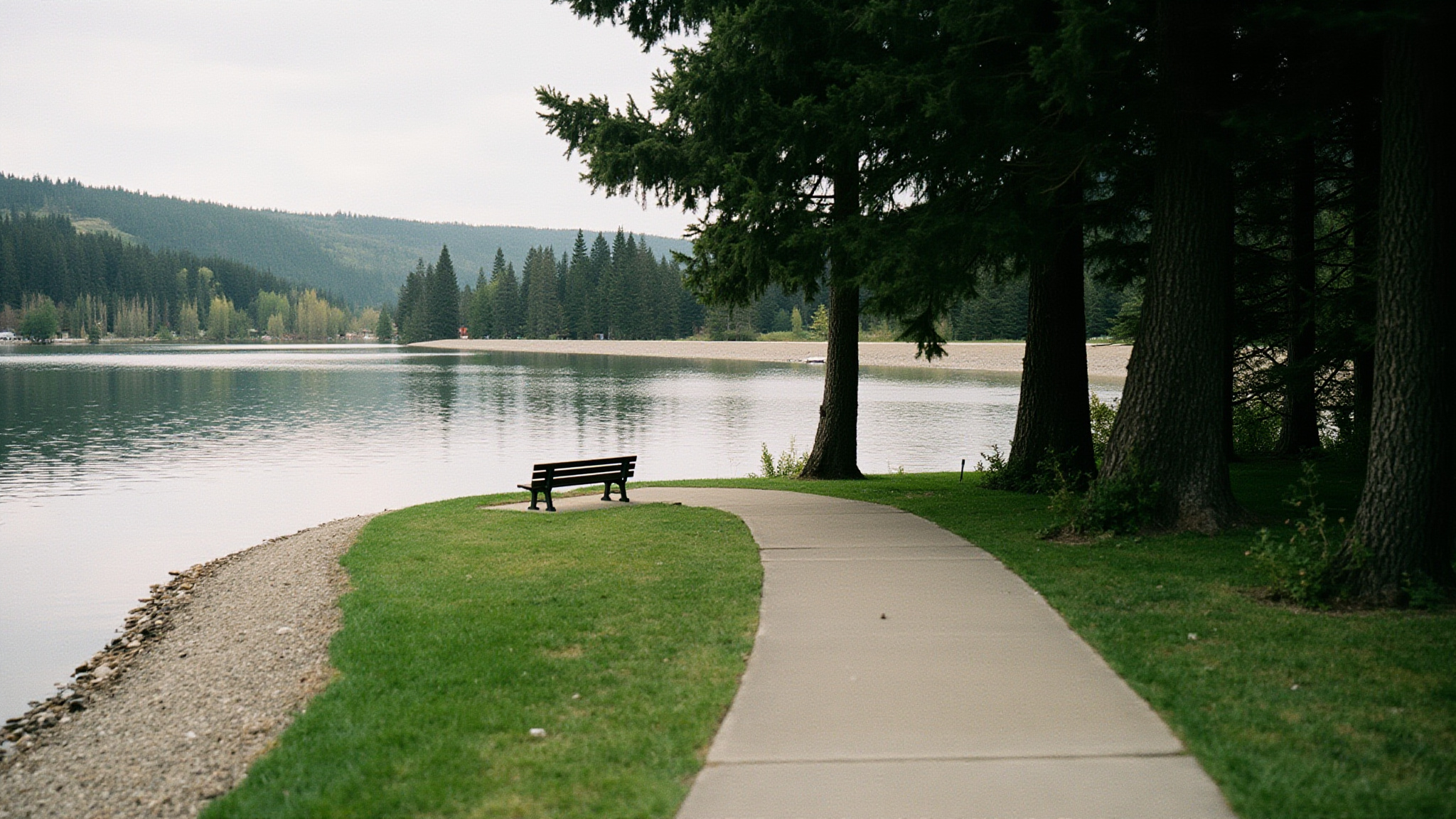 comolake hero coquitlam Como Lake Park Coquitlam: Complete Visitor Guide Como Lake Park Coquitlam: Complete Visitor Guide